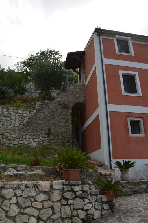 B&B La Casa Rossa Paola Luaran gambar