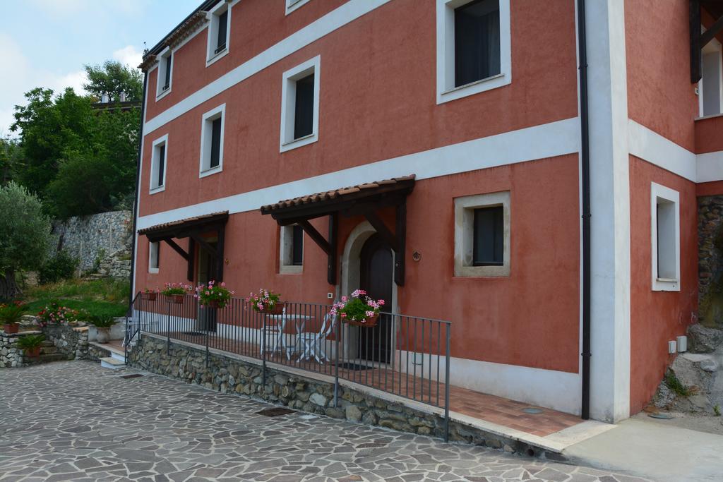 B&B La Casa Rossa Paola Luaran gambar