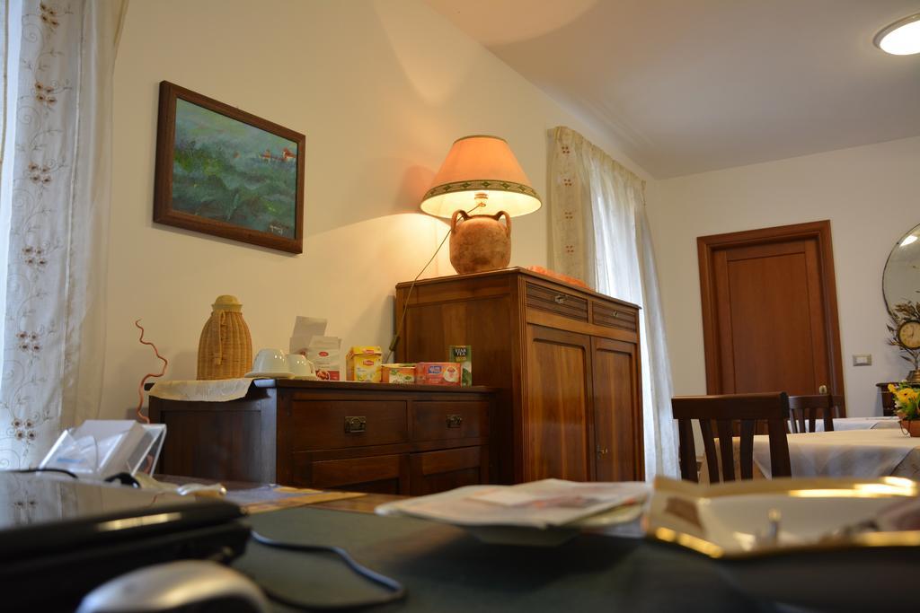 B&B La Casa Rossa Paola Luaran gambar
